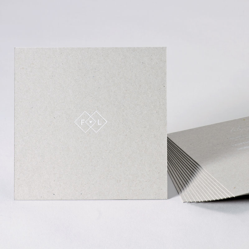Product Eco trouwkaart met initialen naam en witte folie